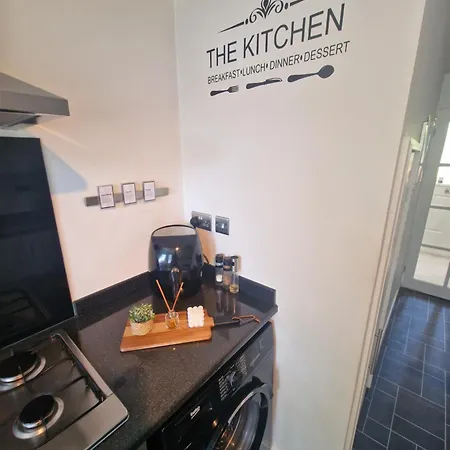 Διαμέρισμα Stylish & Modern 2 Bed House With Free Parking *