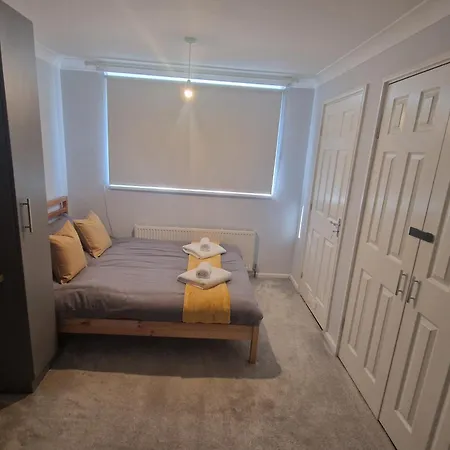 Stylish & Modern 2 Bed House With Free Parking Διαμέρισμα Λιντς